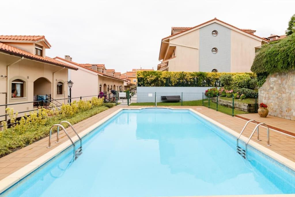 Casa De Las Flores - Apartamento Con Jardin Privado Frente A La Playa De コミージャス エクステリア 写真